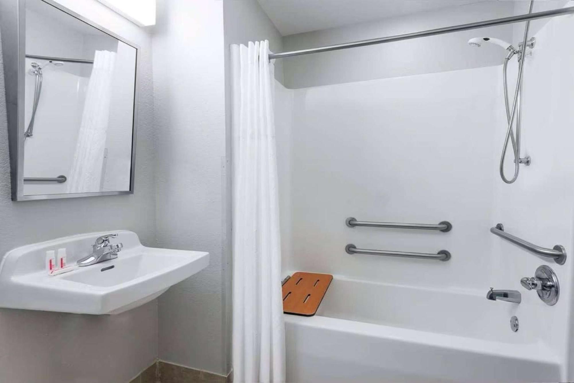 Sonesta Essential Morgantown Ξενοδοχείο Εξωτερικό φωτογραφία